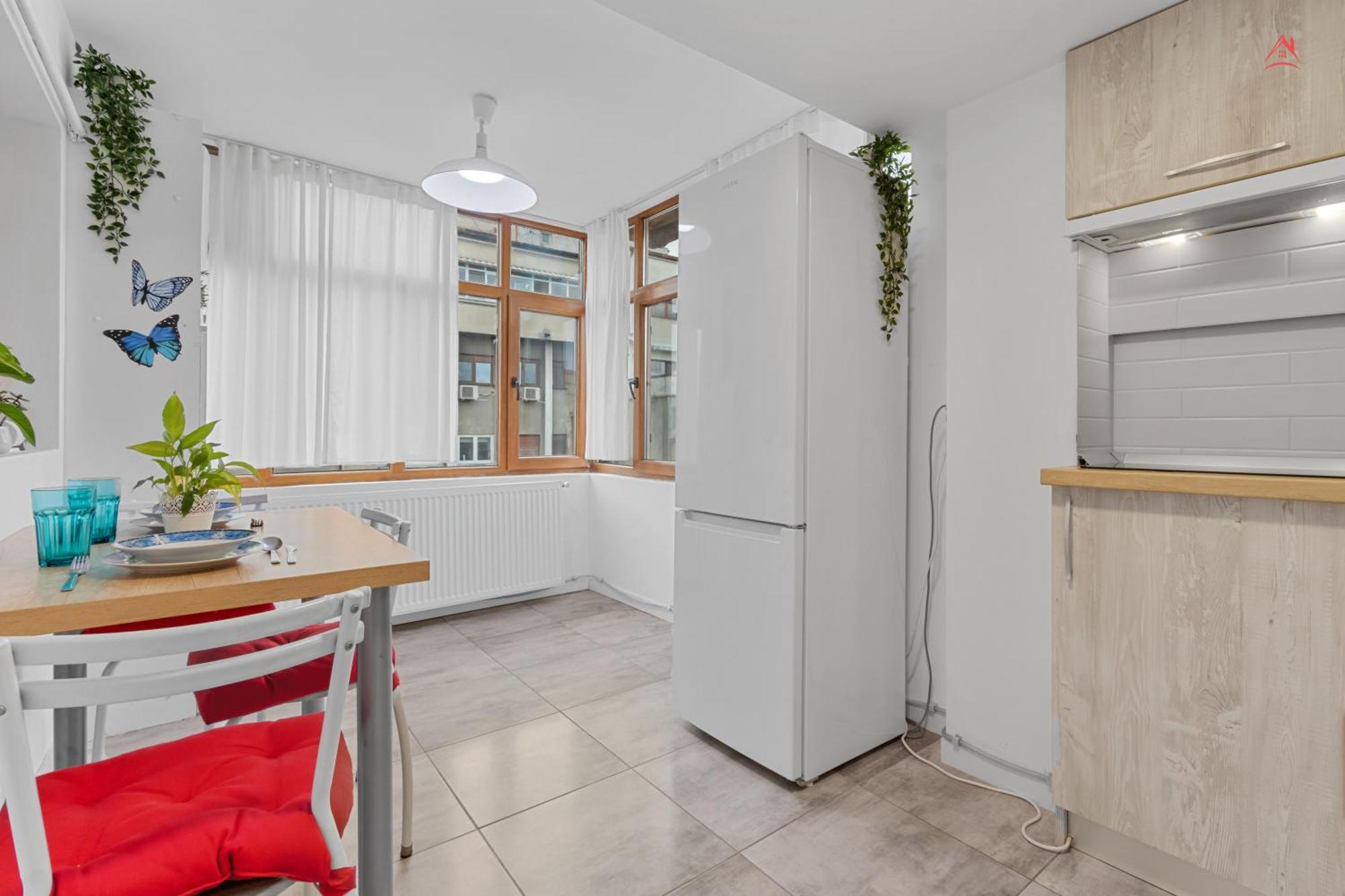 Central Town Cosy Apartment Boekarest Buitenkant foto