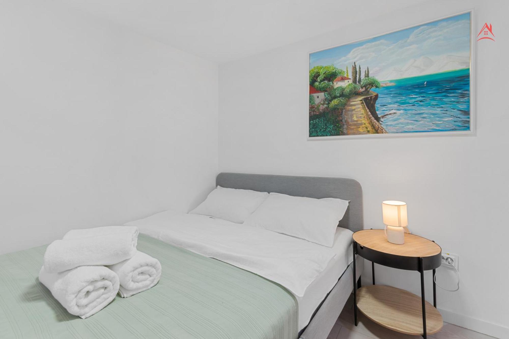 Central Town Cosy Apartment Boekarest Buitenkant foto