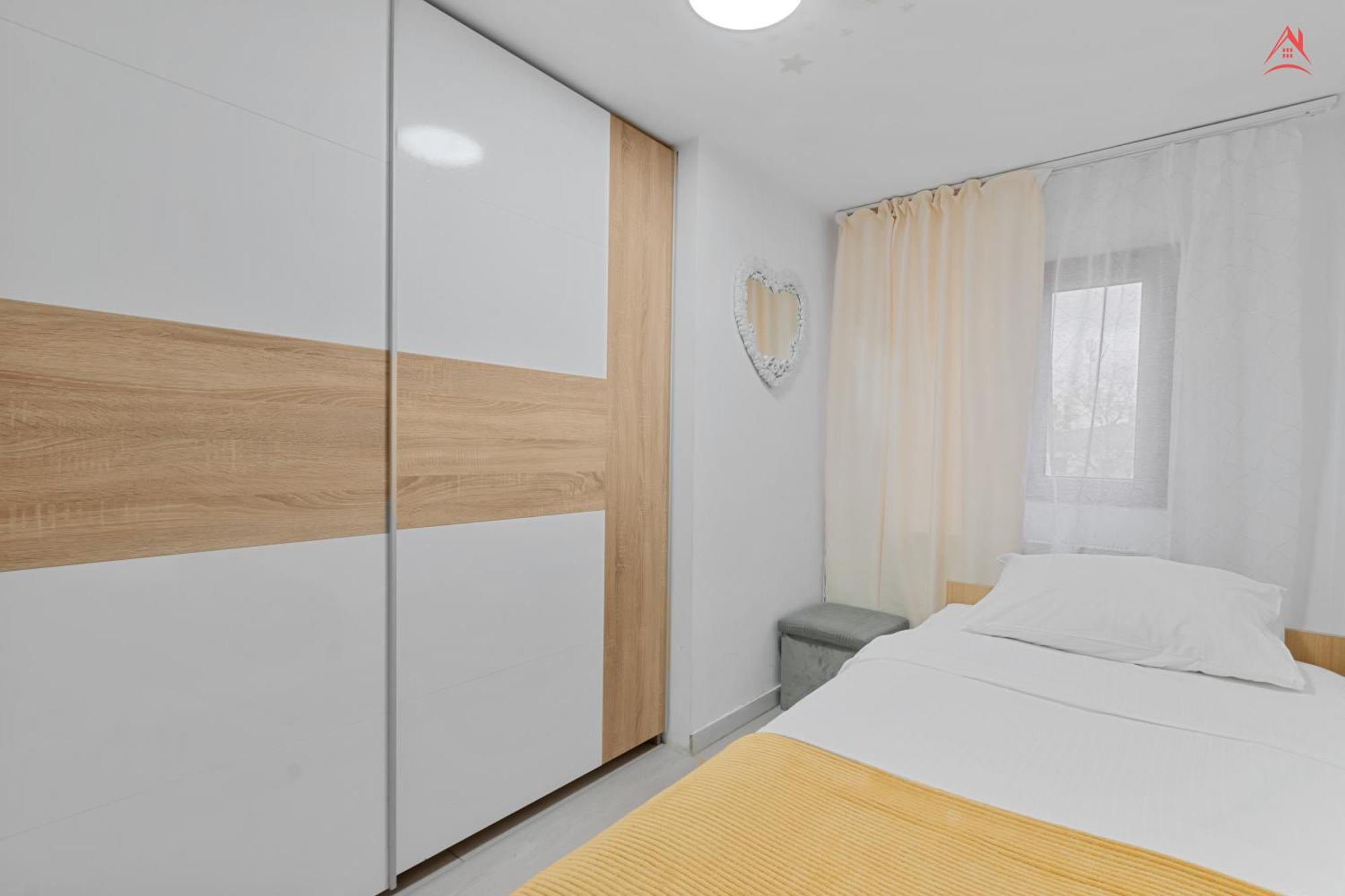 Central Town Cosy Apartment Boekarest Buitenkant foto